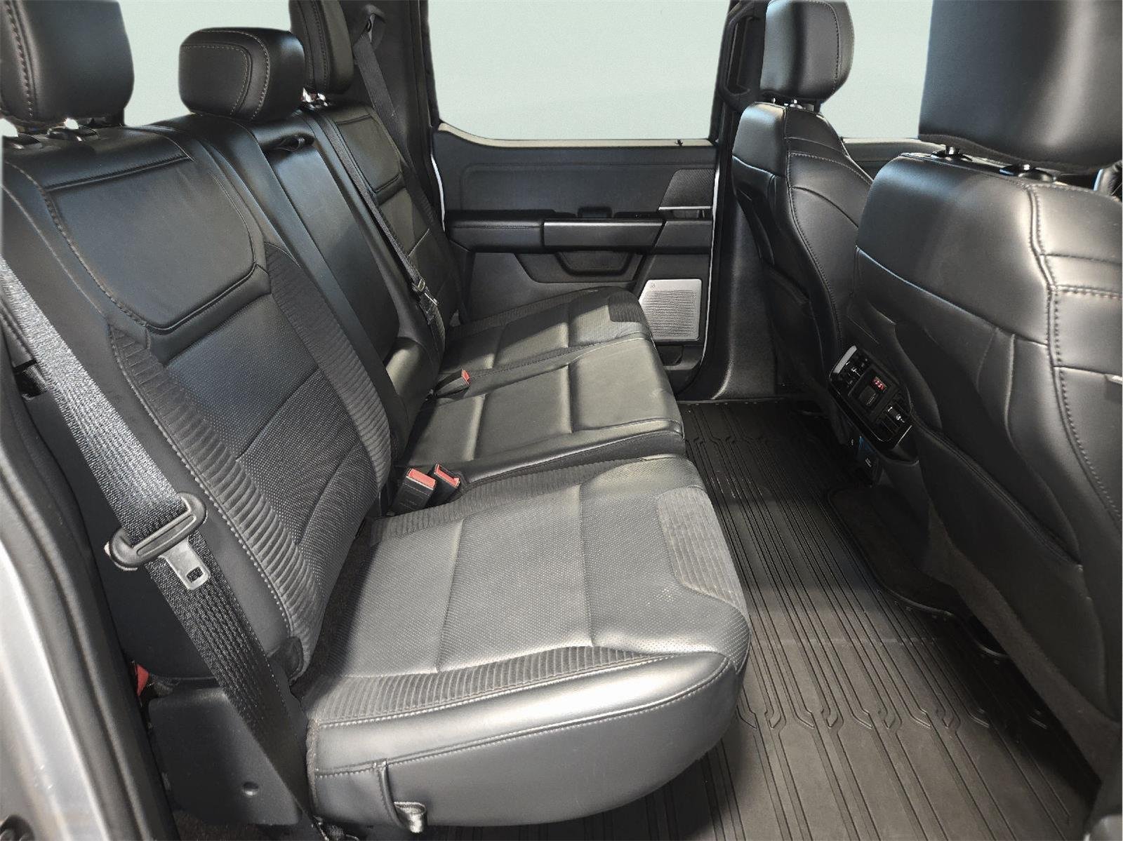 Used 2023 Iconic Silver Ford Raptor image 39
