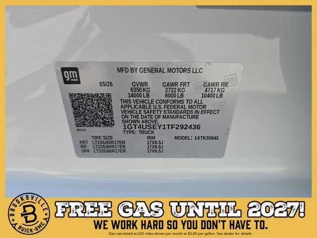 New 2026 Summit White GMC Pro DRW image 28