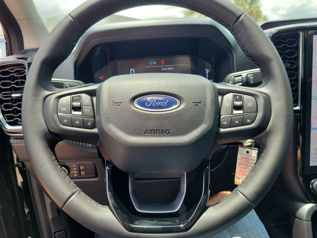 New 2026 Shadow Black Ford XLT image 18