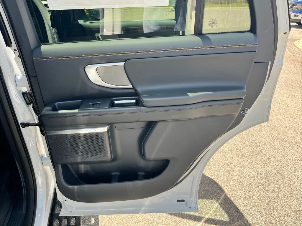 New 2026 White Ford Tremor image 10