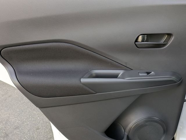 2025 Nissan KICKS PLAY Base - Photo 23