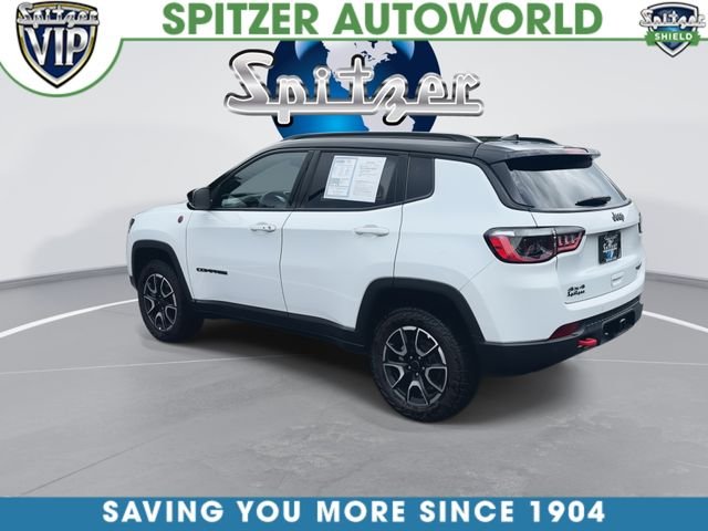 Used 2025 White Jeep Trailhawk image 7
