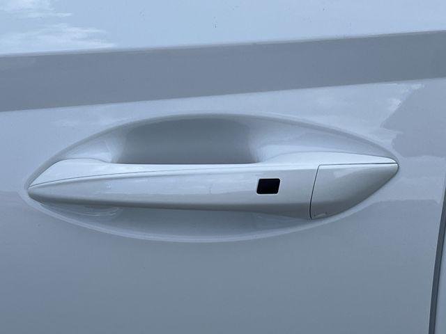 New 2026 White Hyundai SEL image 37