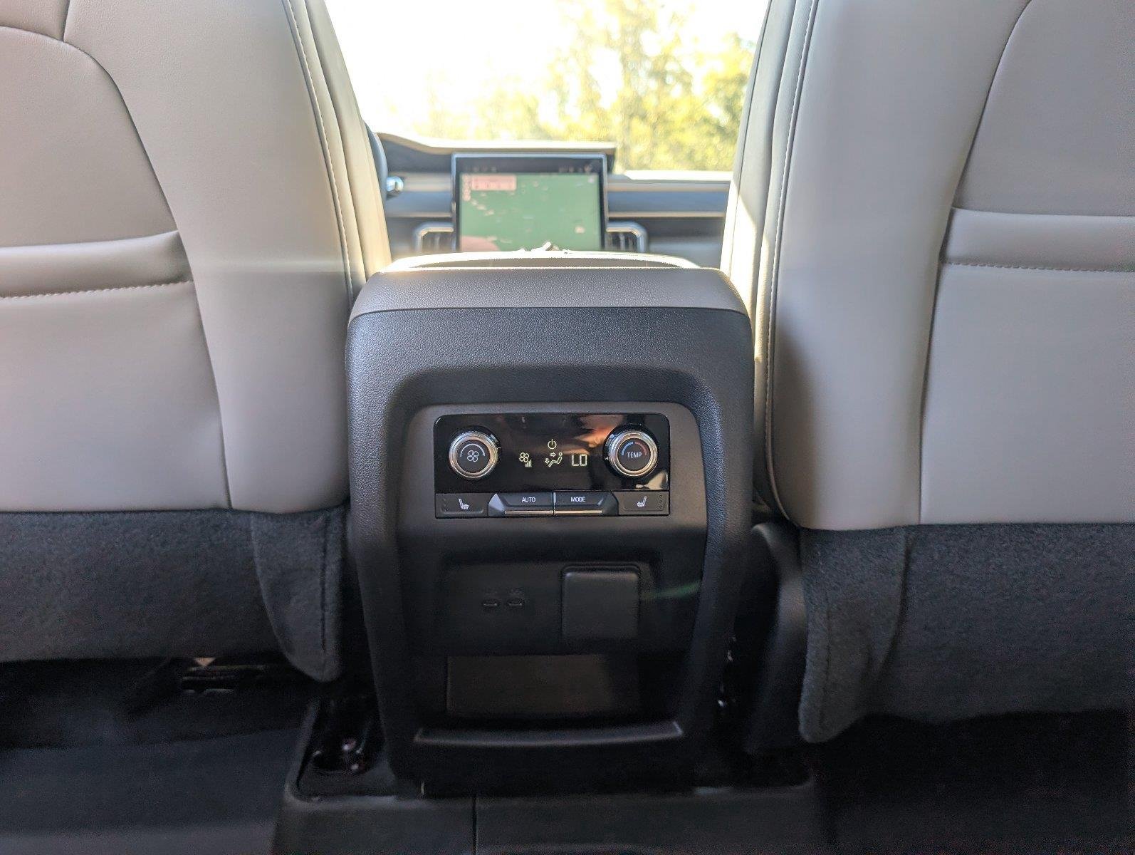 New 2027 Sterling Metallic GMC Elevation image 35
