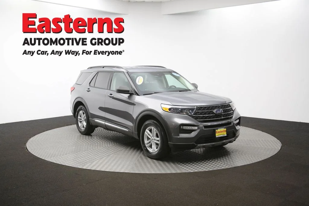 Used 2022 Gray Ford XLT image 49