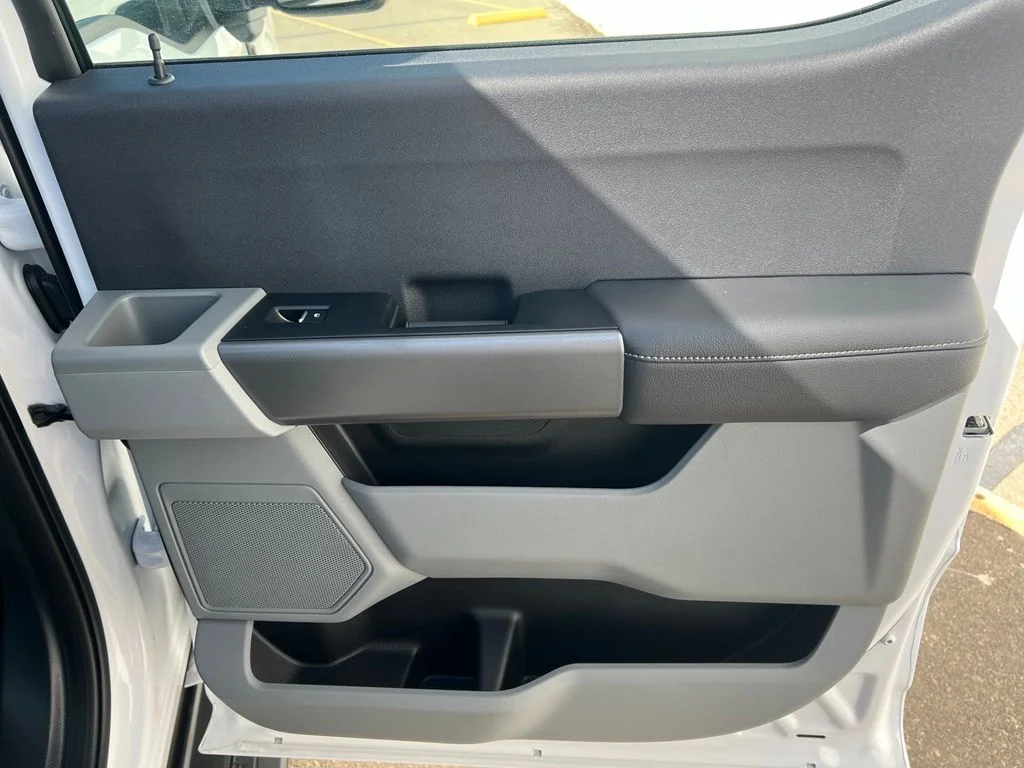 New 2026 Oxford White Ford F-350® XL image 24