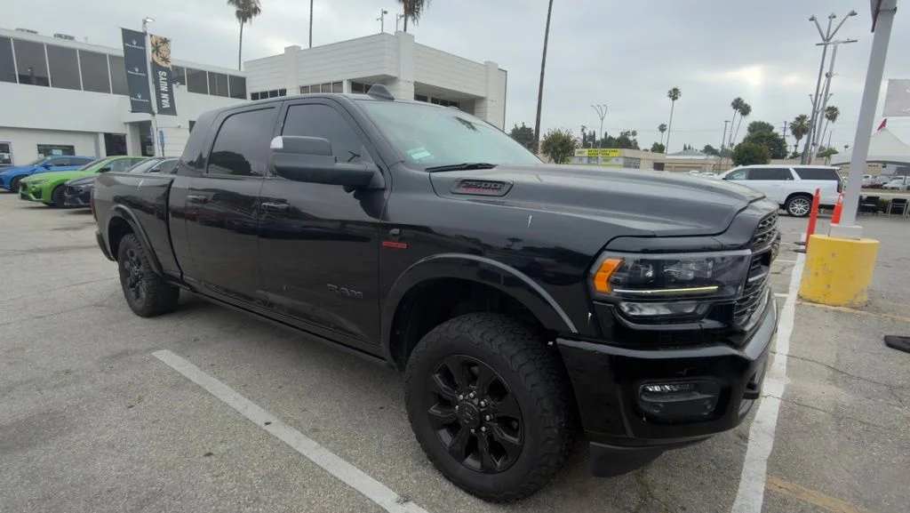Used 2020 Diamond Black Crystal Pearl Coat Ram Limited image 1