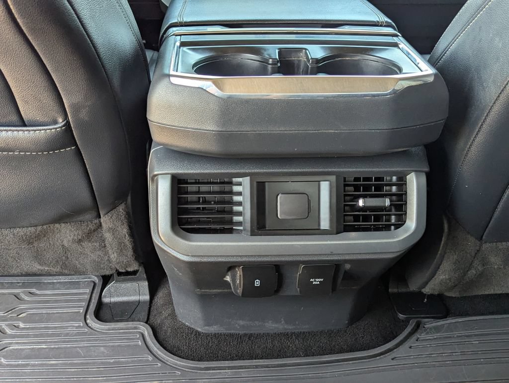 Used 2022 Red Ford LARIAT image 18
