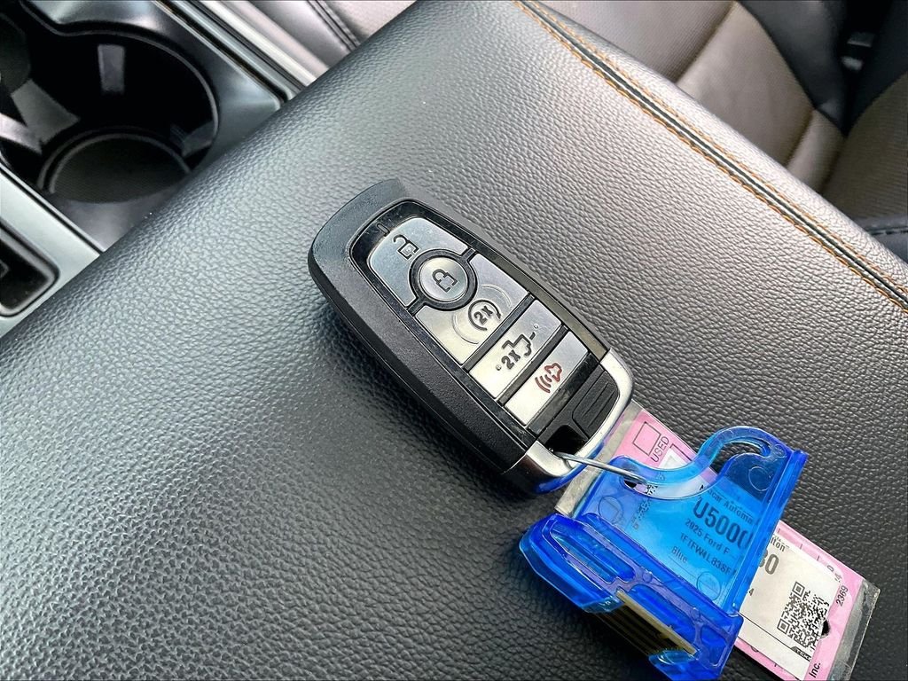 Used 2025 Antimatter Blue Metallic Ford Tremor image 29