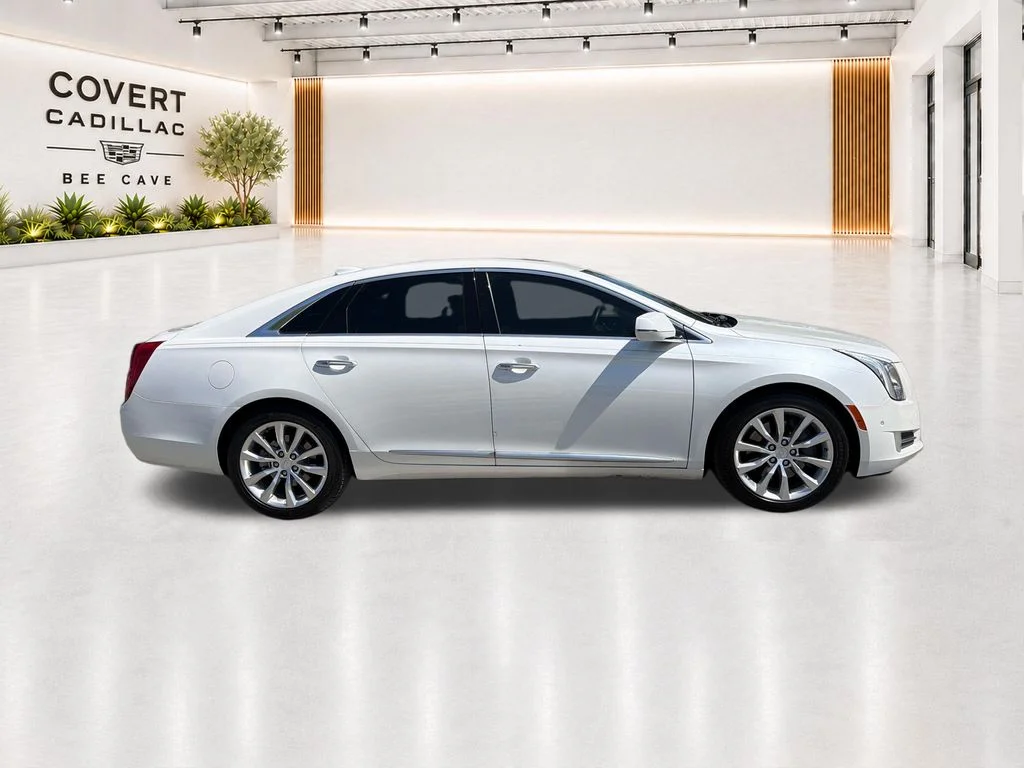 Used 2016 White Cadillac Luxury image 15