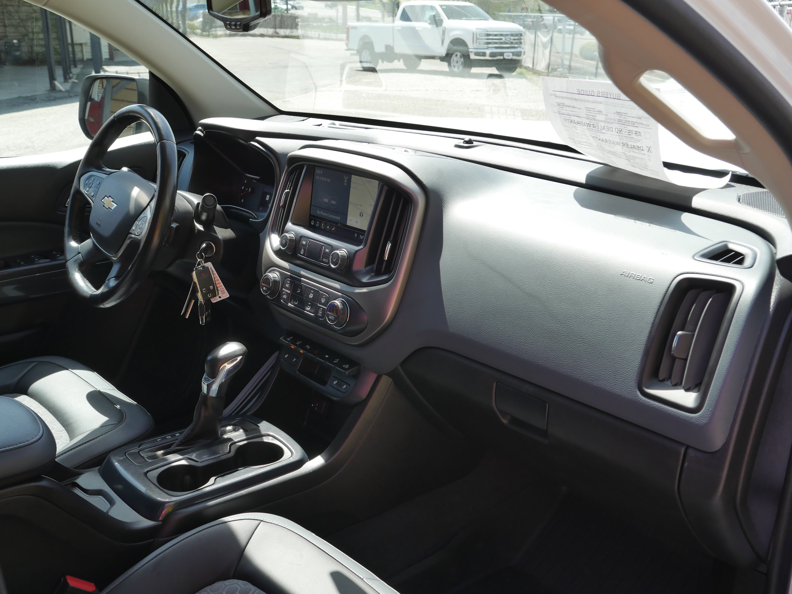 Used 2022 Summit White Chevrolet 4WD Z71 image 27