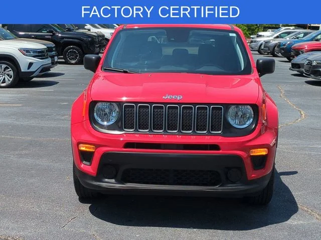 Used 2023 Red Jeep Latitude image 8