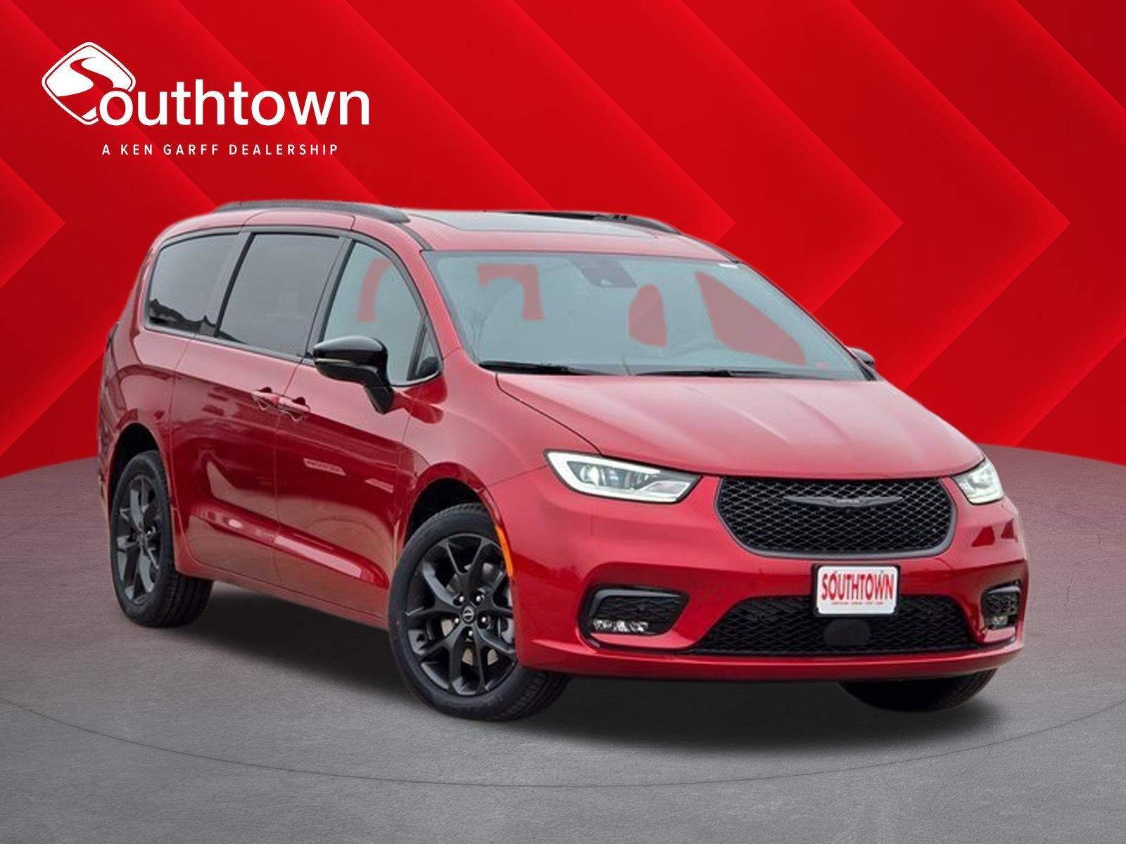 2026 Chrysler Pacifica Select AWD's photo