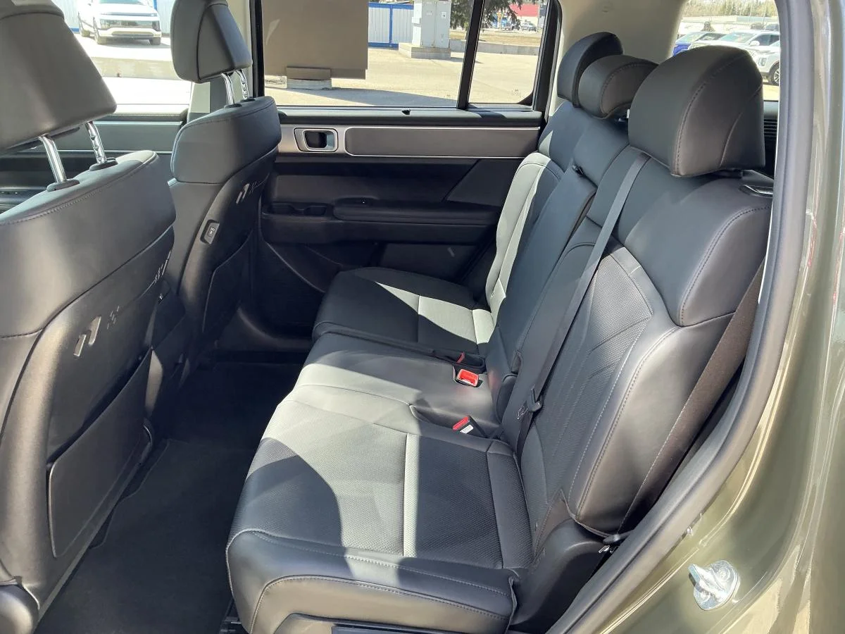 Used 2025 Green Hyundai XRT image 32
