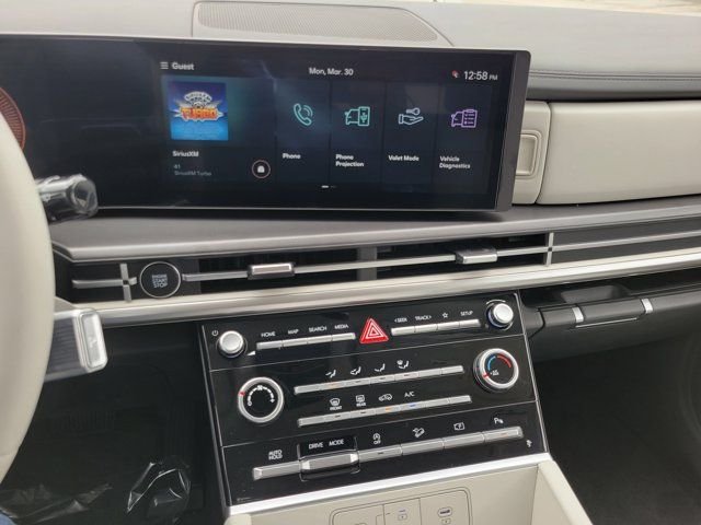 New 2026 Black Hyundai SE FWD image 17