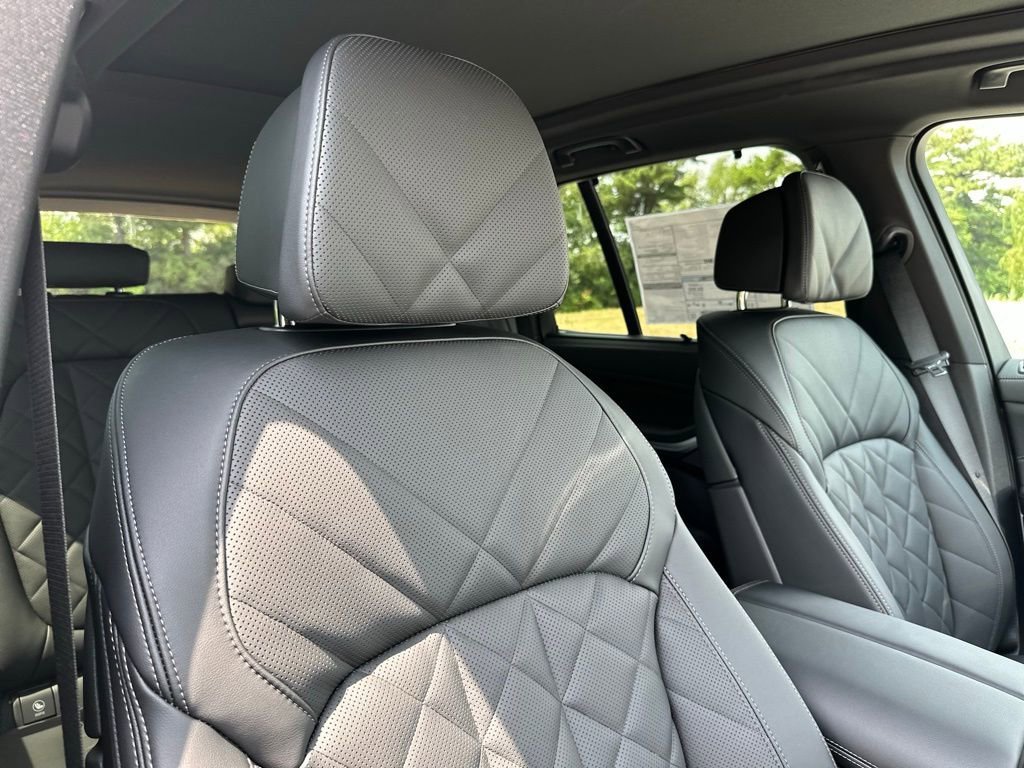 2026 BMW X5 M60i - Photo 27