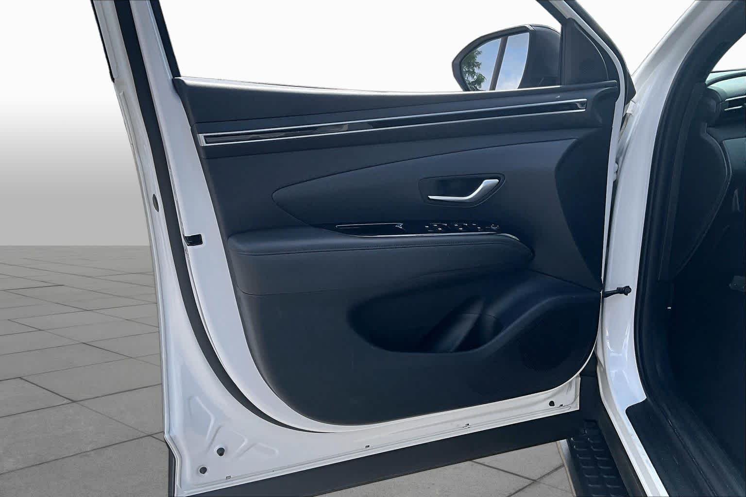Used 2024 White Pearl Hyundai XRT image 20