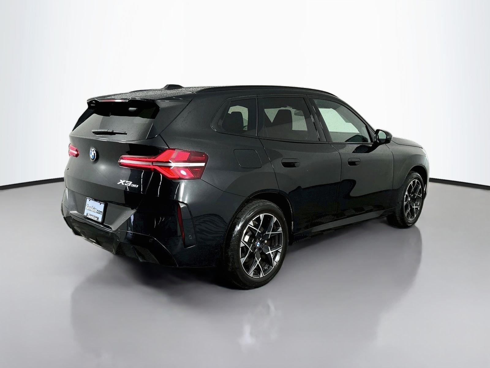 Used 2025 Black Sapphire Metallic BMW 30 xDrive image 7