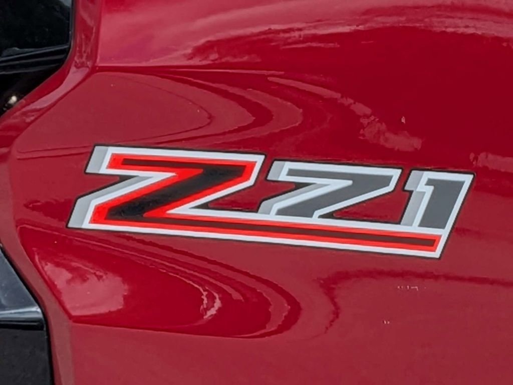 Used 2024 Red Chevrolet Z71 image 11