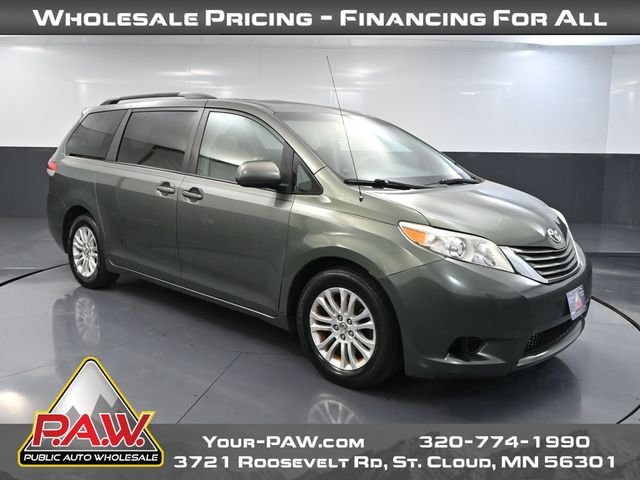 2014 Toyota Sienna XLE