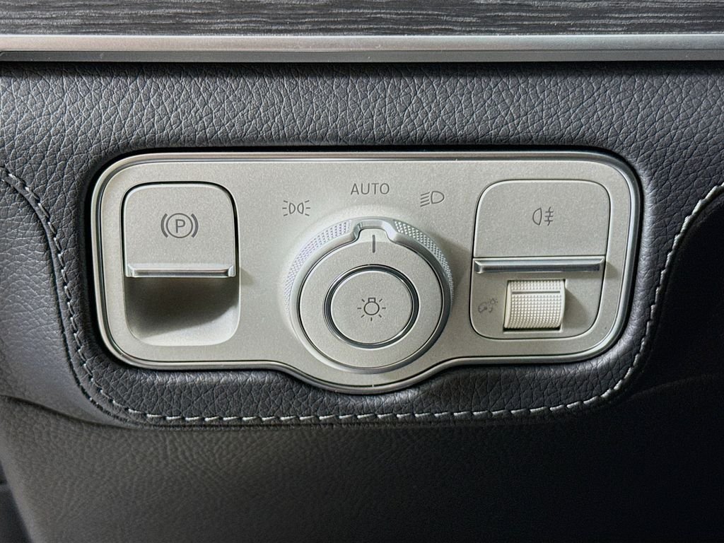 New 2026 Obsidian Black Metallic Mercedes-Benz GLE 450 image 10