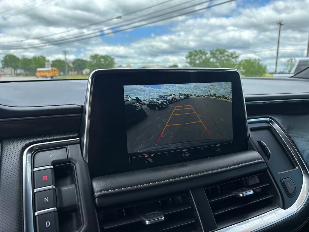 Used 2022 Black GMC AT4 image 21