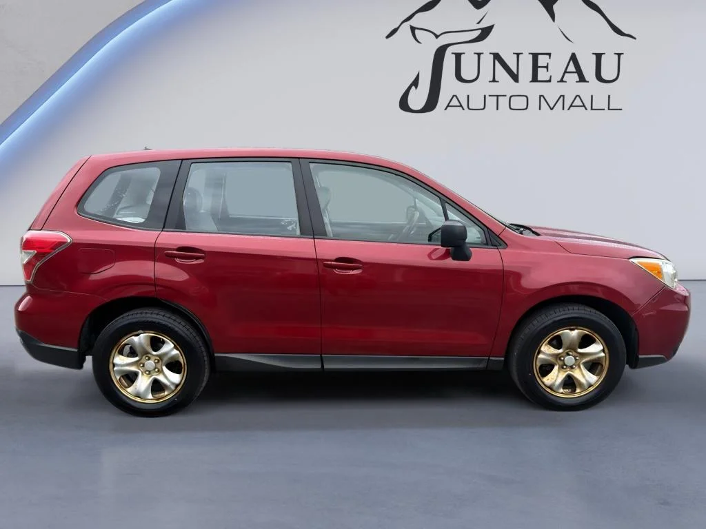 Used 2014 Subaru Forester i with VIN JF2SJAAC3EG489272 for sale in Juneau, AK
