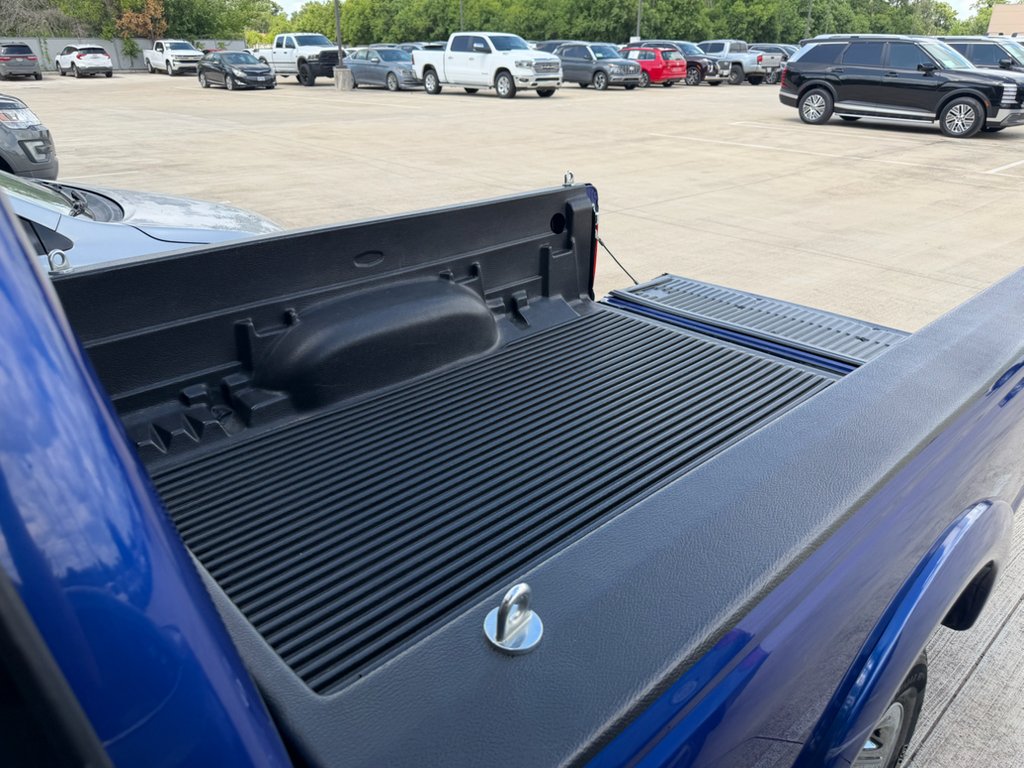 Used 2003 Blue Ford  image 24