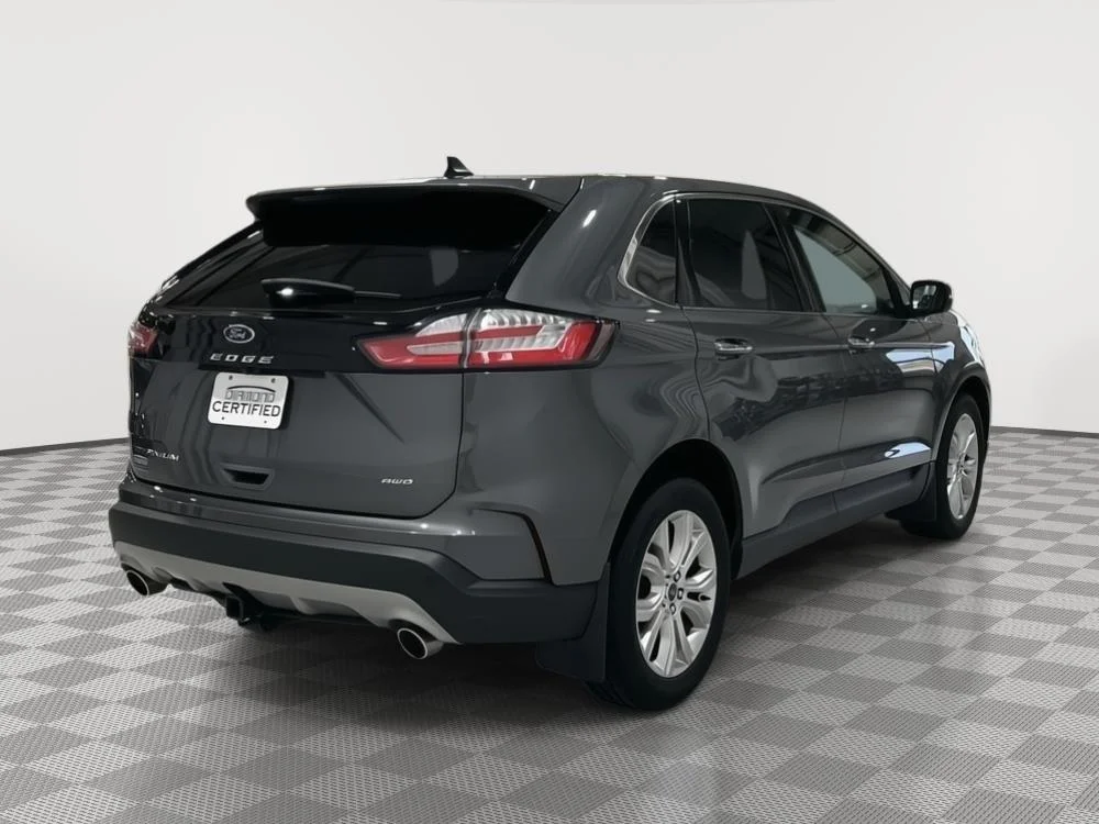 Used 2022 . Ford Titanium image 5