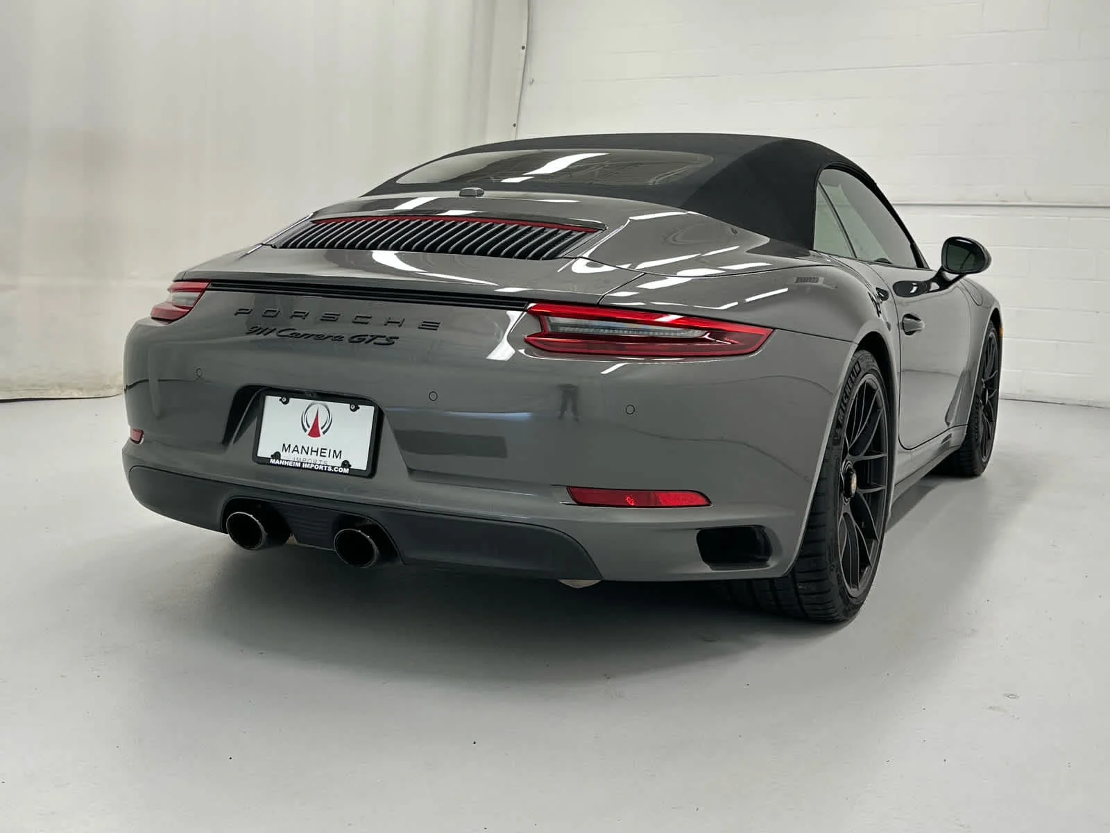 Used 2019 Agate Grey Metallic Porsche Carrera GTS image 13