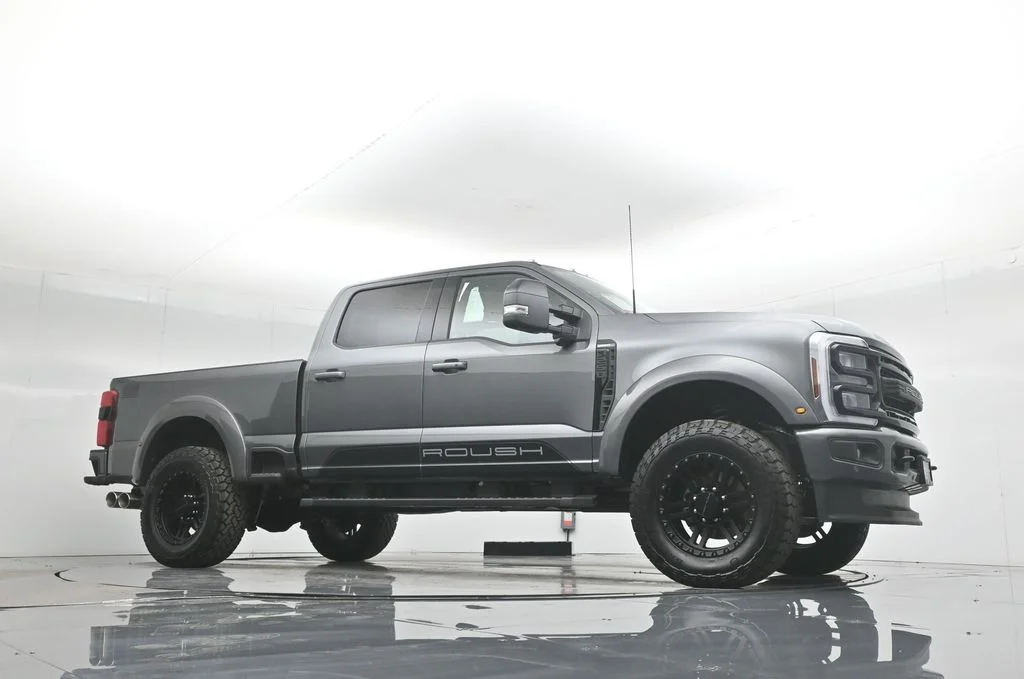New 2026 Carbonized Gray Metallic Ford Lariat image 3