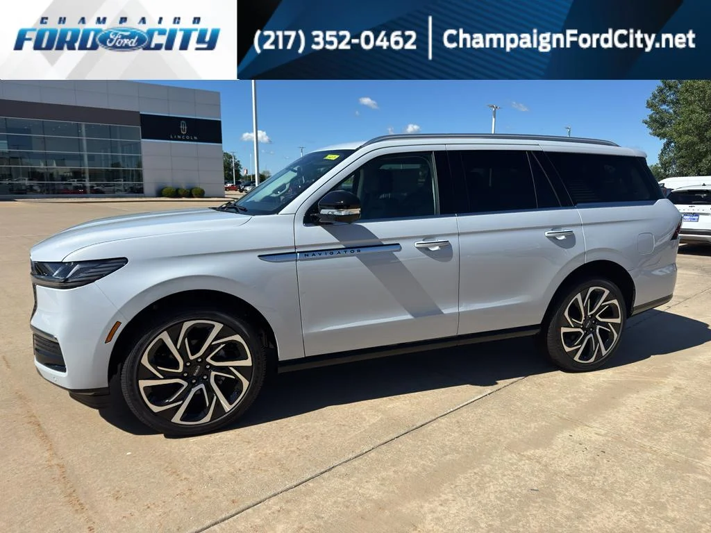 New 2026 Crystal White Metallic Clearcoat Lincoln Reserve image 1