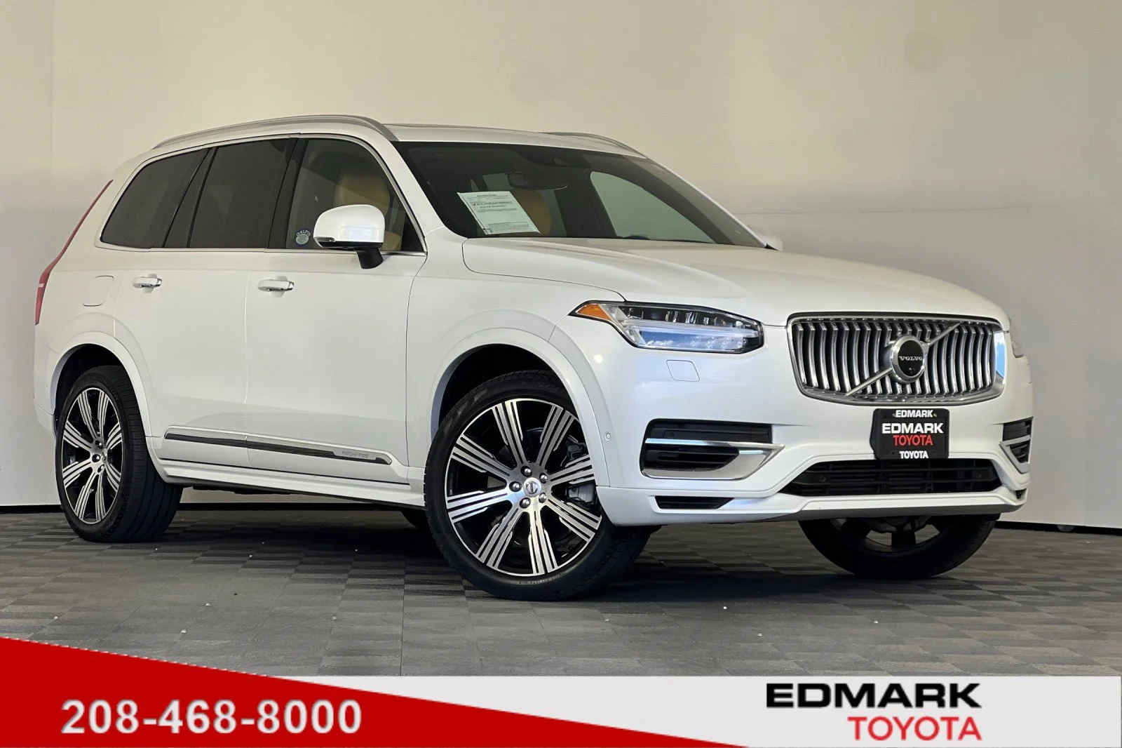 2021 Volvo XC90 T8 Recharge Inscription PHEV AWD's photo