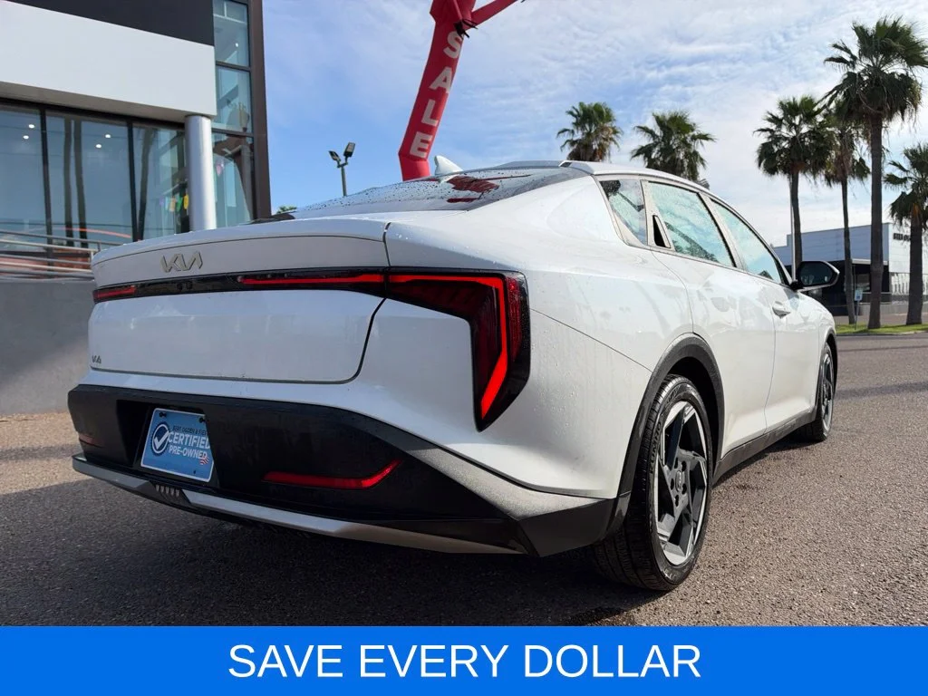 Used 2025 White Kia EX image 4