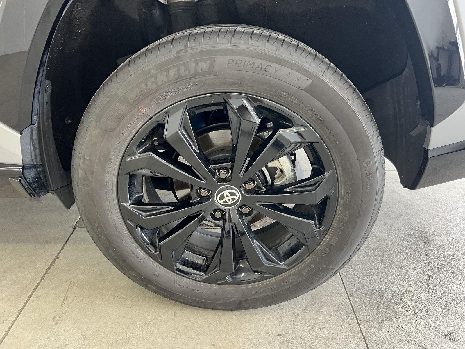 2024 Toyota RAV4 XSE - Photo 10