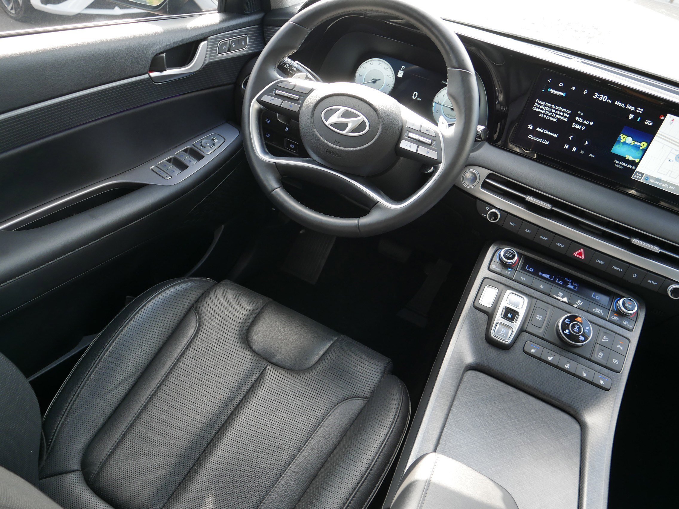 2024 Hyundai Palisade Limited - Photo 9