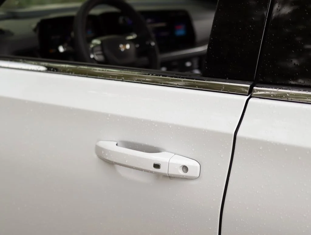 2026 Chevrolet Suburban LT - Photo 41