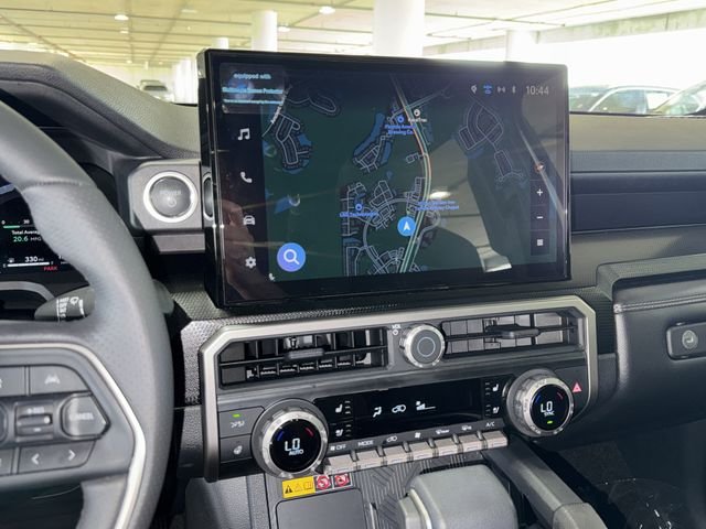 Used 2025 Pearl Toyota Limited image 28