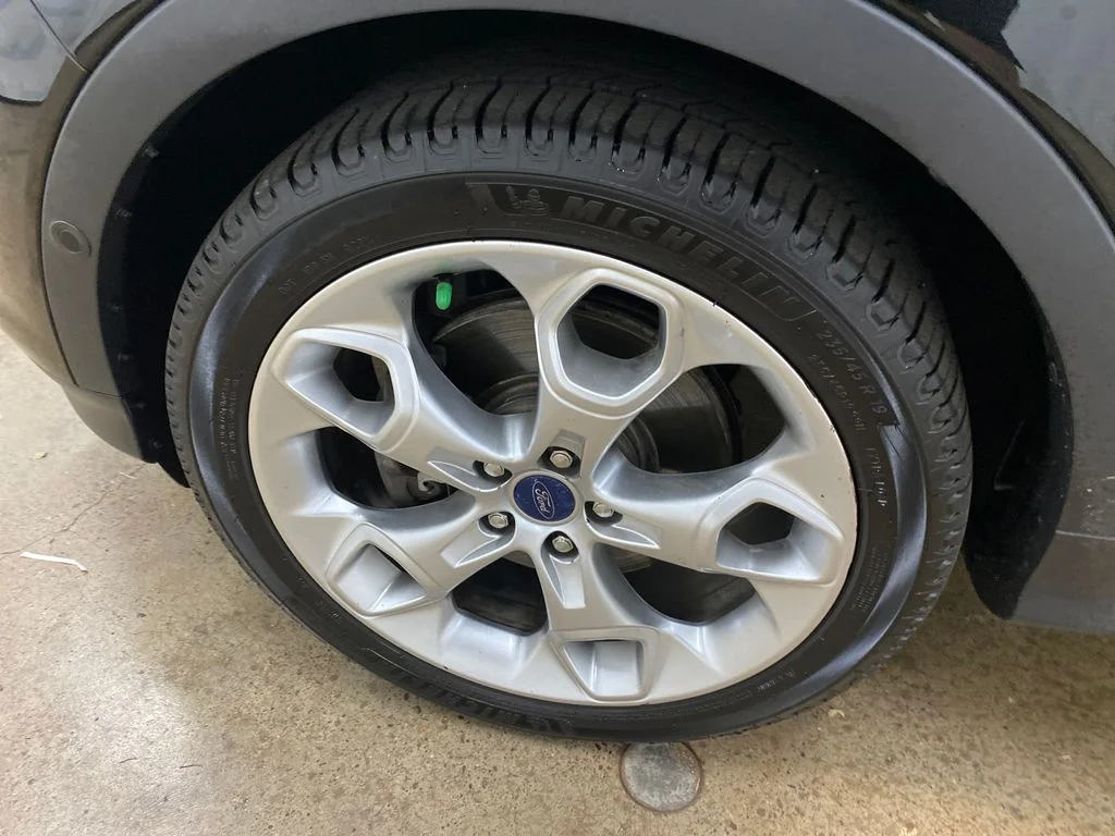 Used 2015 Black Ford Titanium image 17