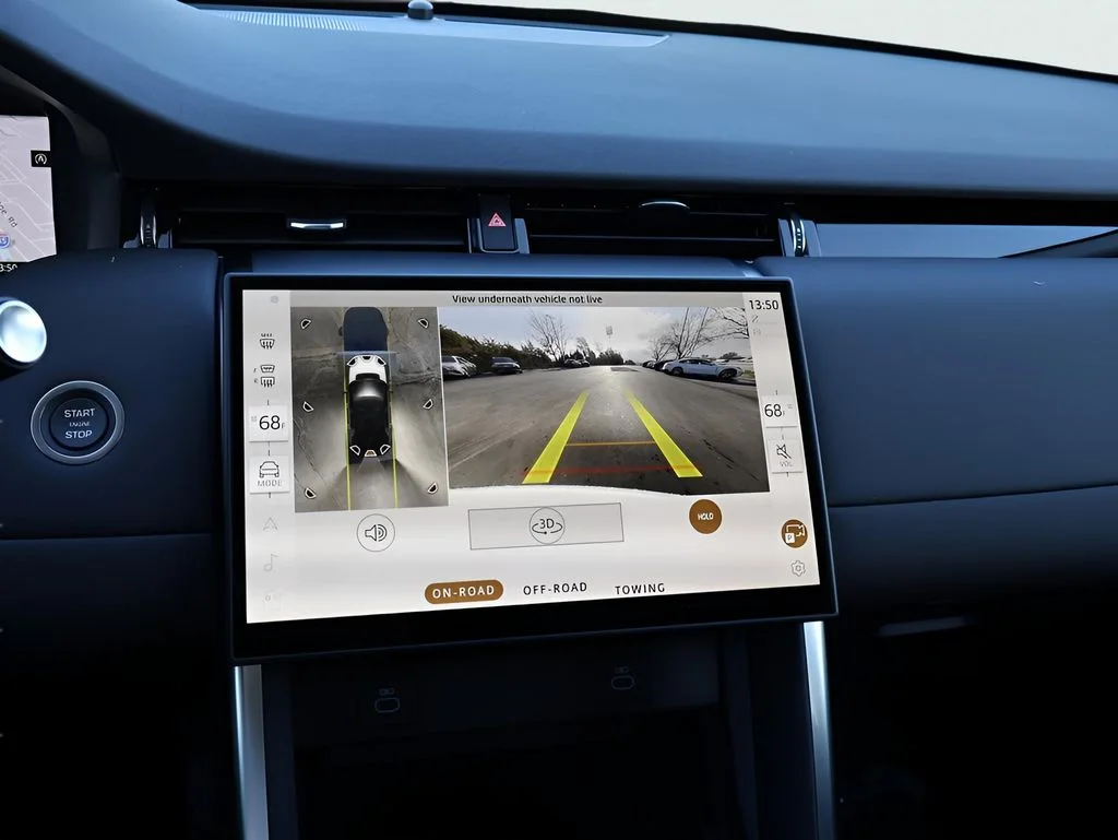 New 2025 Fuji White Land Rover S image 25