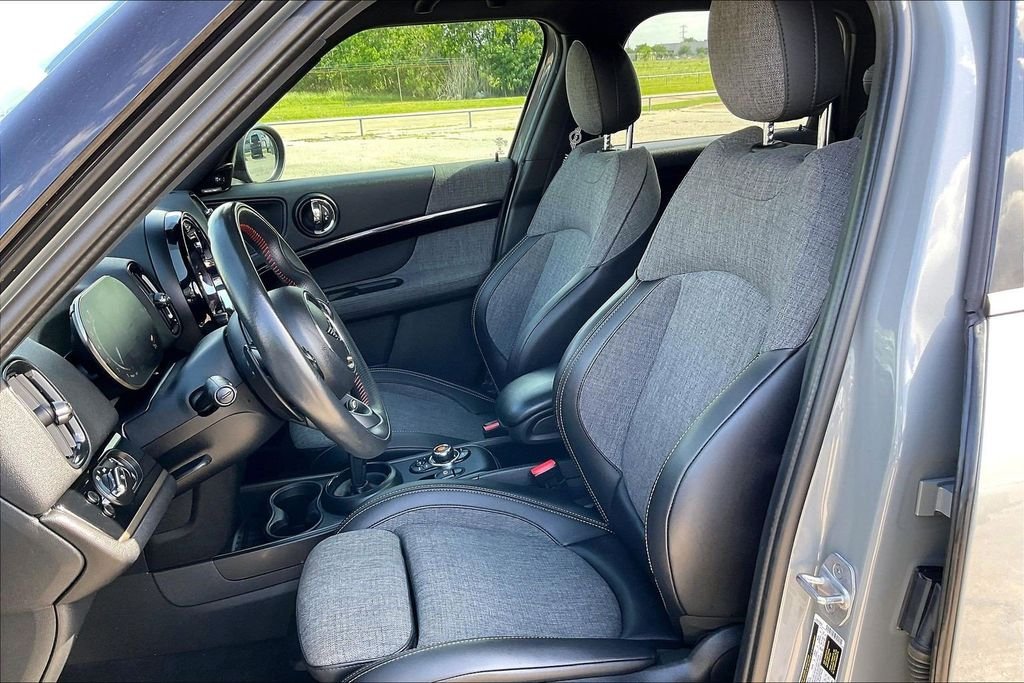Used 2021 Gray MINI Base image 18