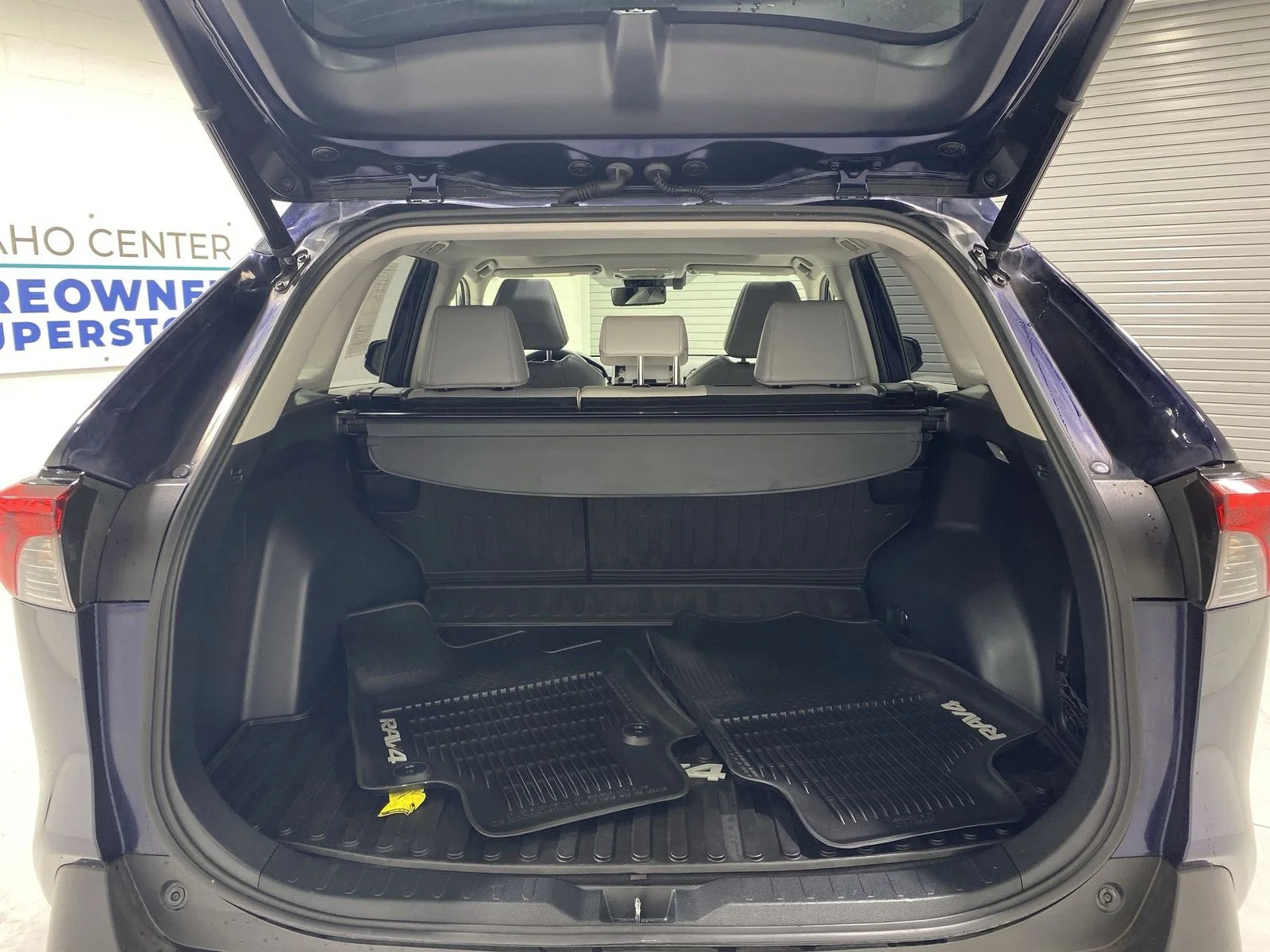 2019 Toyota RAV4 Limited - Photo 24