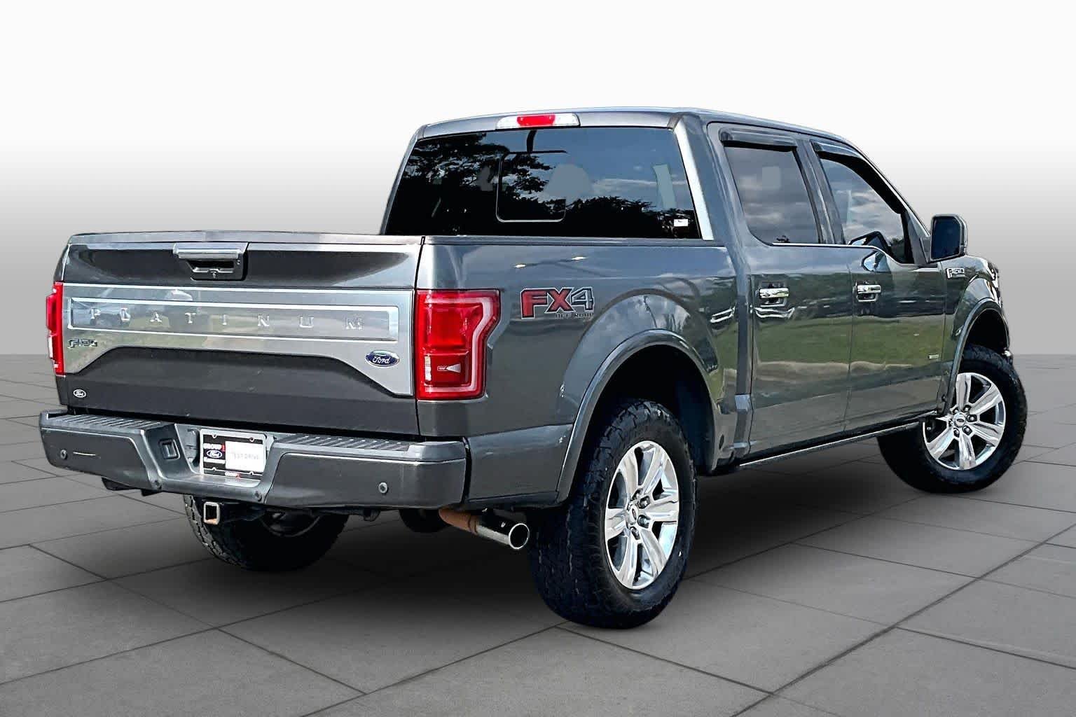 Used 2015 Magnetic Metallic Ford Platinum image 12