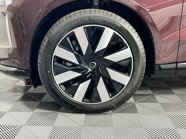 2025 Volvo EX90 Ultra - Photo 22