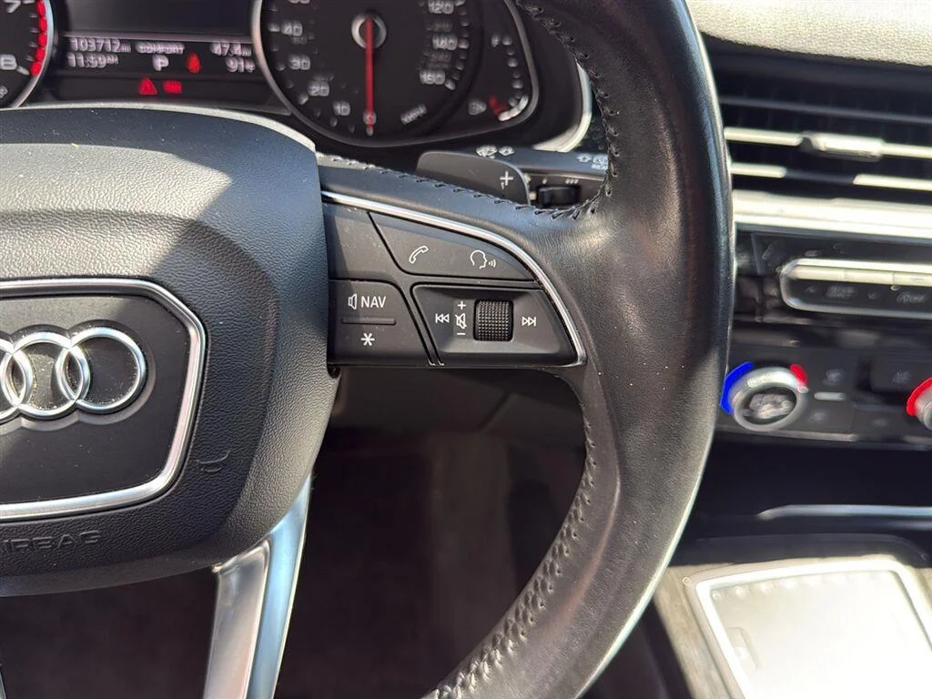 Used 2017 Florett Silver Metallic Audi Premium Plus image 11