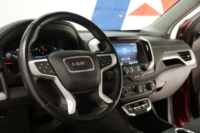 Used 2024  GMC SLT image 24