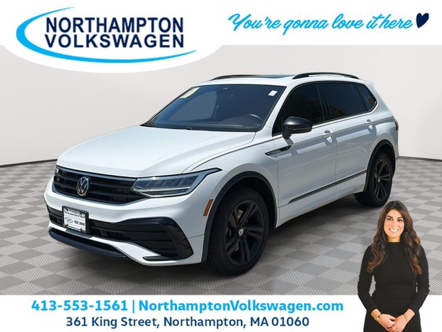 2022 Volkswagen Tiguan SE R-Line Black