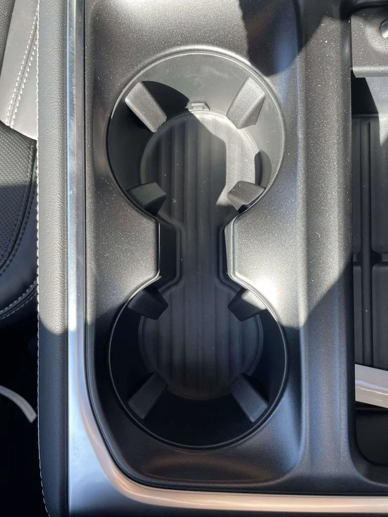 New 2026 Space Silver Metallic Ford Platinum® image 18