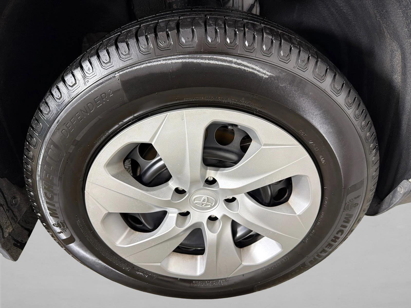 Used 2023 Silver Toyota LE image 12