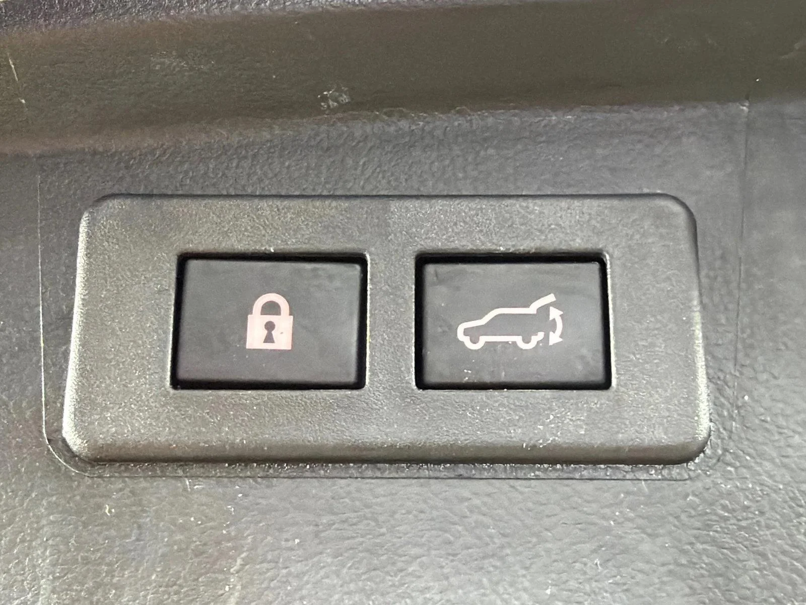 Used 2025 Black Subaru Onyx Edition image 20